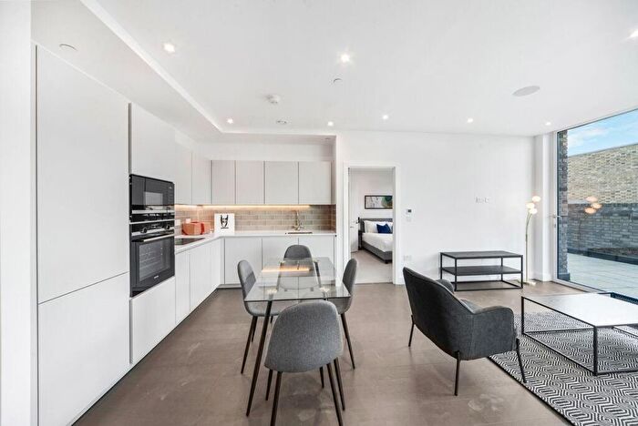 2 Bedroom Flat To Rent In The Crosse, New Tannery Way, SE1