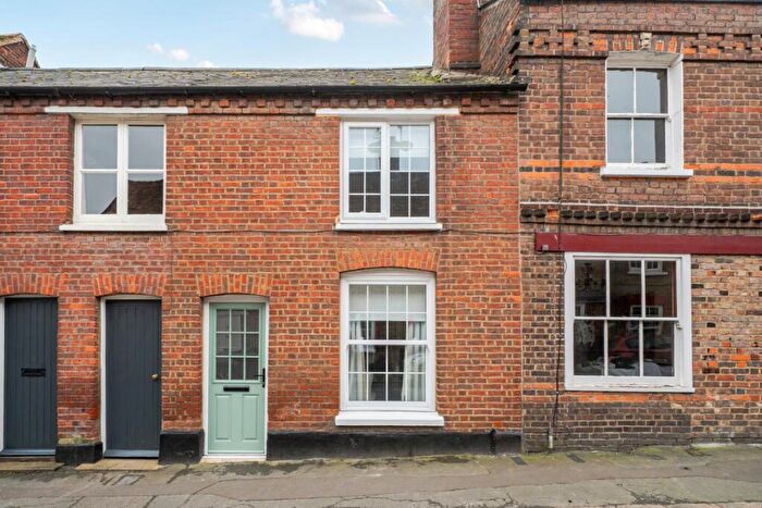 2 Bedroom Terraced House To Rent In Church Street Great Missenden, HP16