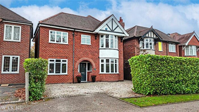 4 Bedroom Detached House For Sale In Gillway Lane, Tamworth, Staffordshire, B79