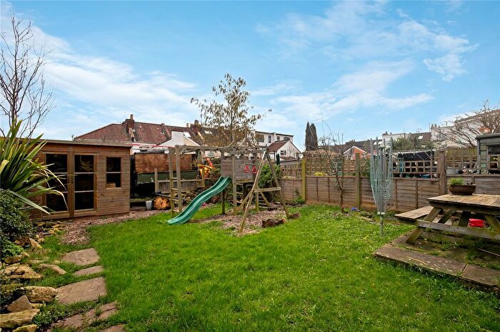 3 Bedroom End Terrace House For Sale In Uphill Road, Bristol, BS7
