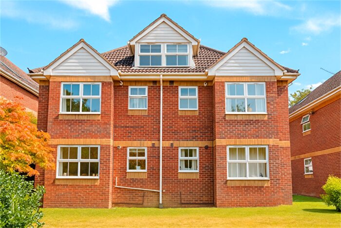 2 Bedroom Flat For Sale In Bournemouth, BH8