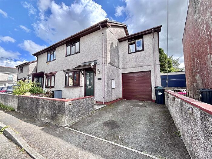 3 Bedroom End Of Terrace House For Sale In New Street, Bugle, St. Austell, PL26