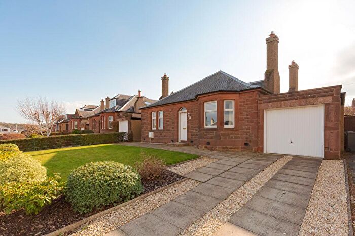 3 Bedroom Detached Bungalow For Sale In Caiystane Avenue, EH10