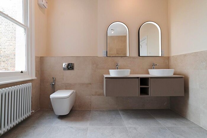 6 Bedroom End Of Terrace House To Rent In Goldhurst Terrace, London, NW6