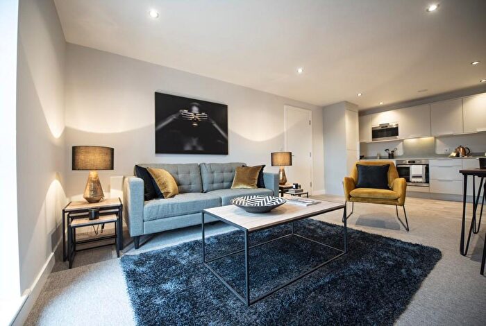 1 Bedroom Apartment To Rent In The Mailbox, Stockport, SK3