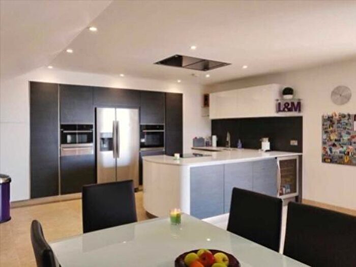 2 Bedroom Apartment To Rent In Penthouse Apartment Quayside, College Street, Ipswich, Suffolk, IP4