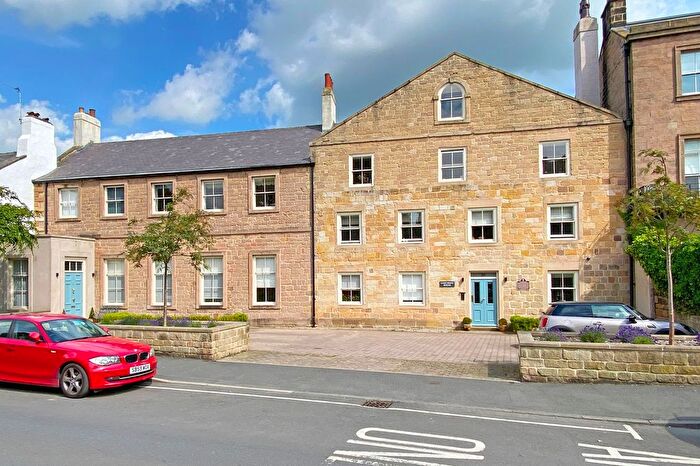 2 Bedroom Flat For Sale In Devonshire Place, Gascoigne House, HG1