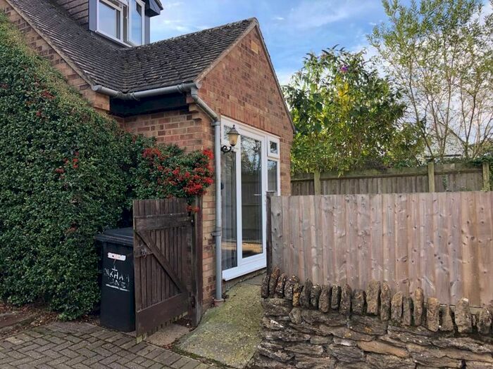 1 Bedroom Flat To Rent In Oakham Lane, Staverton, Daventry, NN11