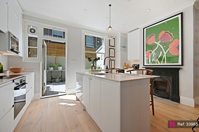 4 Bedroom Terraced House For Sale In Thorpebank Road, Shepherds Bush, W12