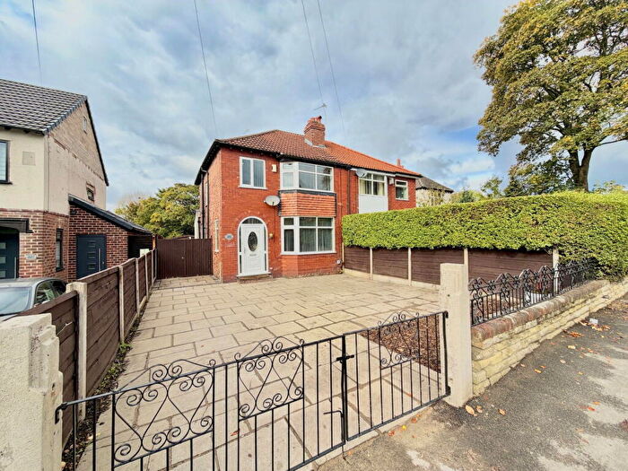 3 Bedroom Semi Detached House For Sale In Brinnington Road, Brinnington, Stockport, SK5