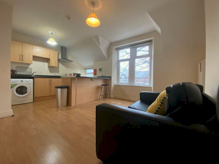 1 Bedroom Flat To Rent In Llanbleddian Gardens, Cathays, CF24