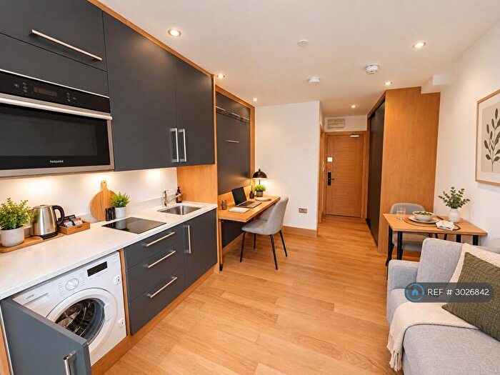 Studio To Rent In Elgin Road, Croydon, CR0