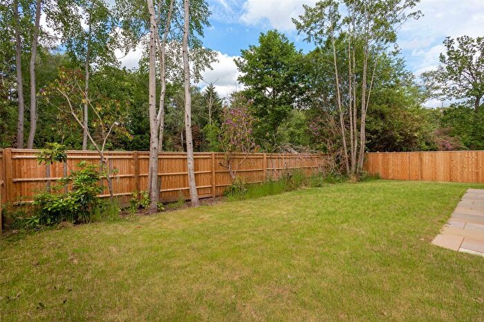 4 Bedroom Detached House For Sale In Long Hill Road, Ascot, Berkshire, SL5