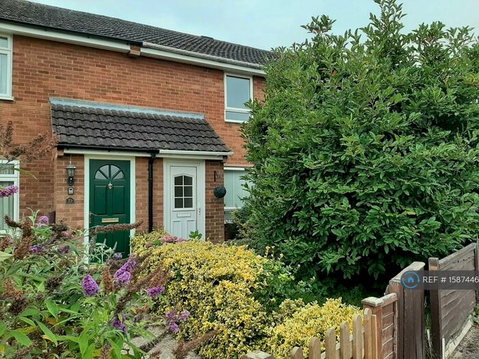 2 Bedroom Terraced House To Rent In Minton Close, Tilehurst, Reading, RG30