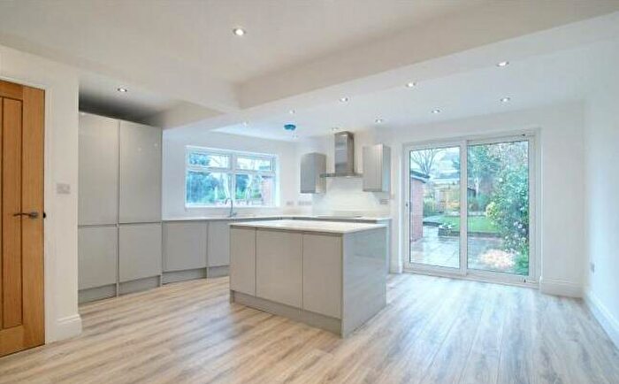3 Bedroom House To Rent In Lea Bank Avenue, Kidderminster, DY11