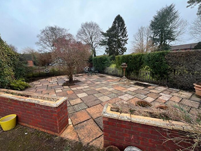 2 Bedroom Detached Bungalow For Sale In Caistor Road, Market Rasen, LN8
