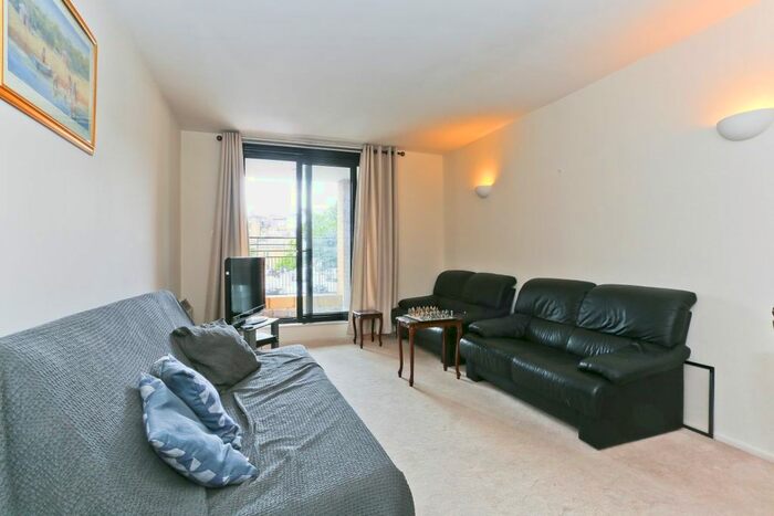 2 Bedroom Flat To Rent In Cromwell Road, London, SW7