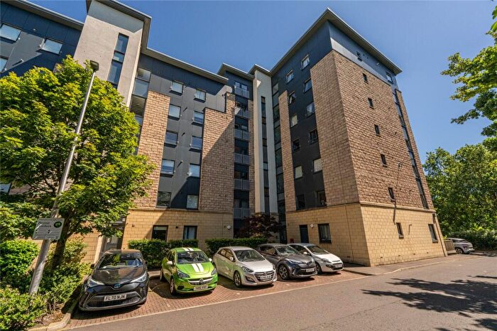 2 Bedroom Flat For Sale In / Thorntreeside, Edinburgh, EH6