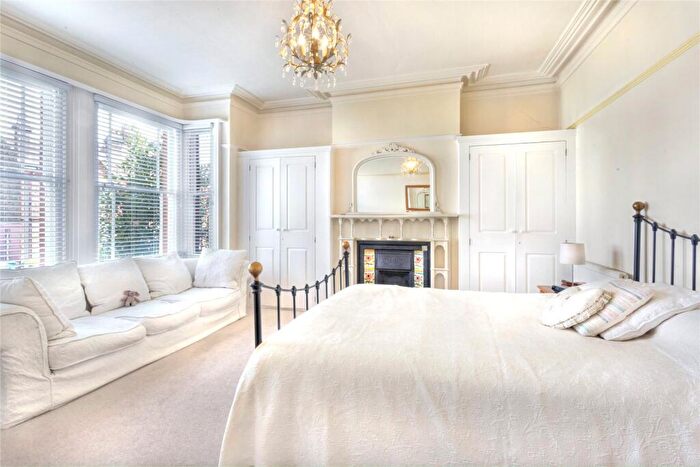 5 Bedroom Semi-Detached House To Rent In Highdown Road, Hove, BN3