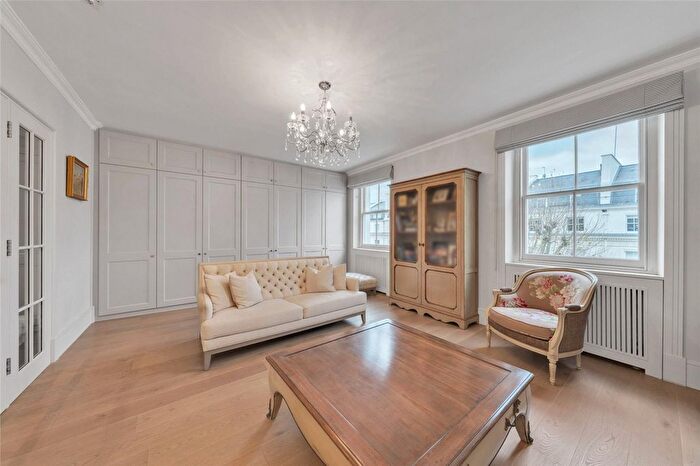 3 Bedroom Flat For Sale In Randolph Avenue, London, W9