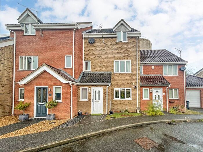 4 Bedroom Terraced House For Sale In Foundry Court, North Walsham, NR28