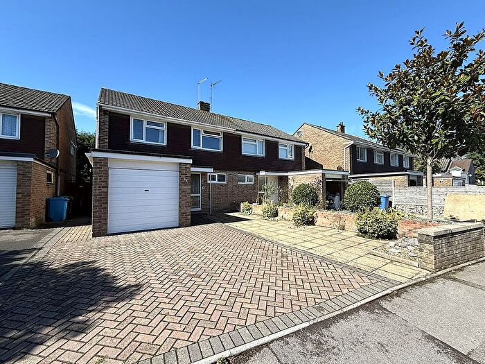 3 Bedroom Semi-Detached House For Sale In Bushell Road, Oakdale, Poole, BH15