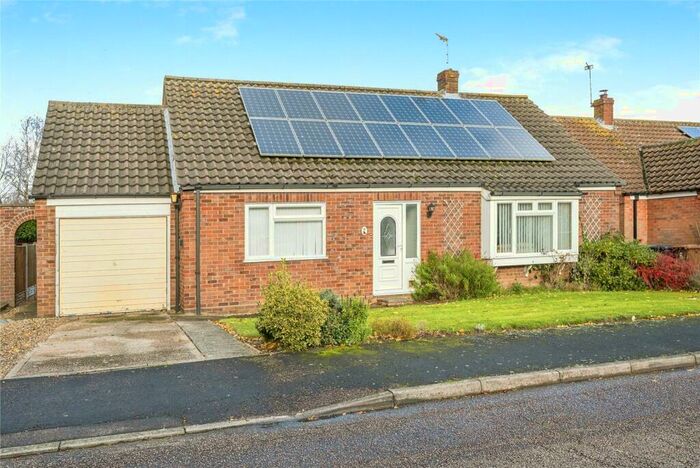 2 Bedroom Bungalow For Sale In Mallard Way, Hickling, Norwich, Norfolk, NR12