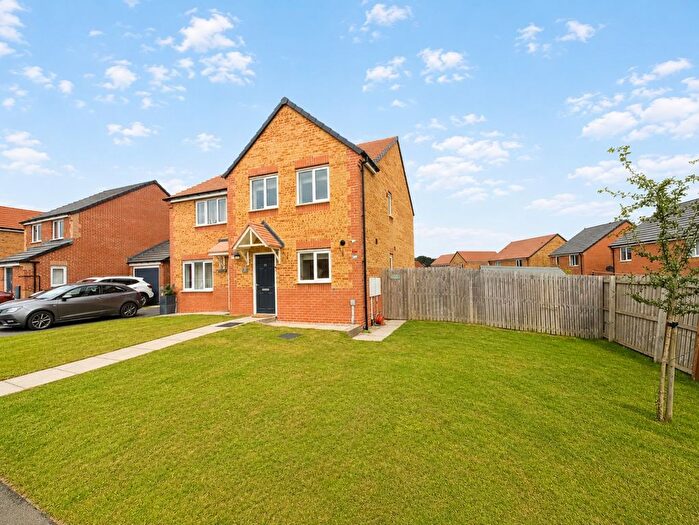 3 Bedroom Semi-Detached House For Sale In Jordan Place, Middlestone Moor, Spennymoor, Durham, DL16