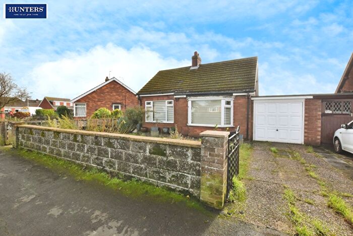 3 Bedroom Detached Bungalow For Sale In Poole Drive, Scunthorpe, DN17