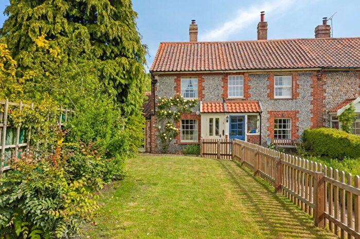3 Bedroom Cottage For Sale In Victorian End-Of-Terrace Cottage In Southrepps, NR11