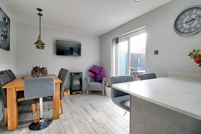 4 Bedroom Detached House For Sale In Great Oaks Park, Rogerstone, Newport, NP10