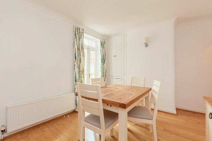 2 Bedroom Terraced House To Rent In Kingston Road, Oxford, OX2