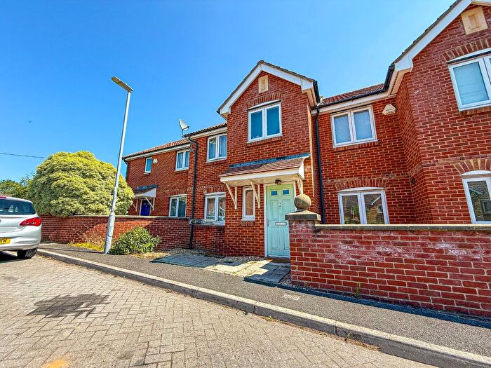 3 Bedroom Terraced House For Sale In Beechfields, Taunton, Somerset., TA1