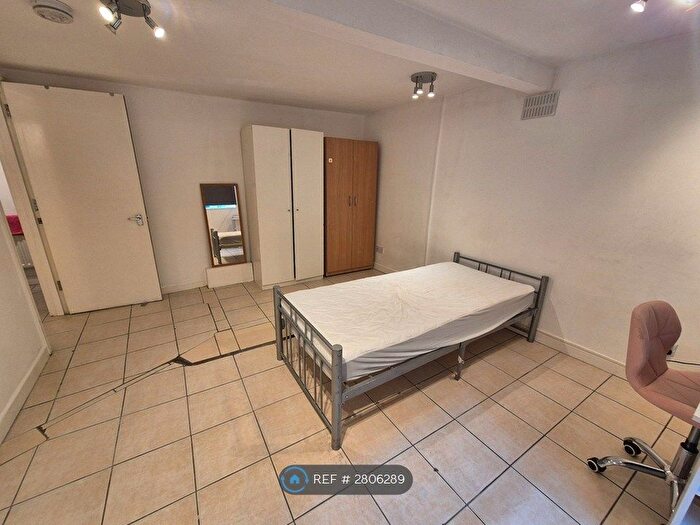 2 Bedroom Flat To Rent In Marchmont Street, London, WC1N