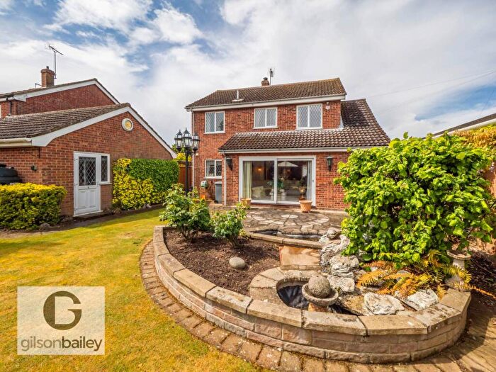 3 Bedroom Detached House For Sale In Nursery Close, Acle, NR13