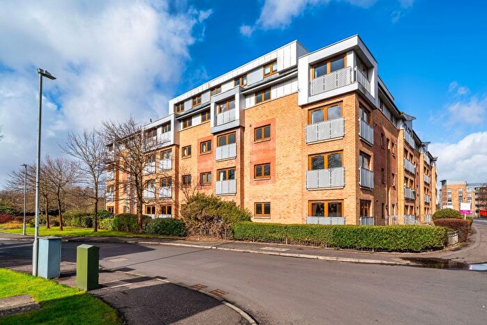2 Bedroom Flat For Sale In / Craighall Road, Glasgow, G4