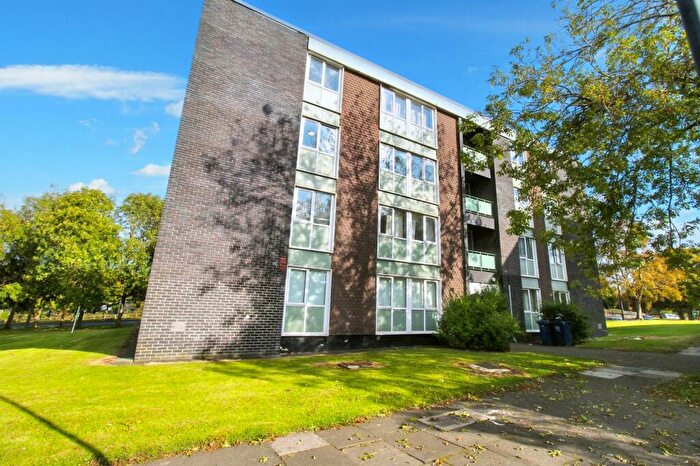 2 Bedroom Flat To Rent In St. Keverne Square, Kenton Bar, Kenton, Newcastle Upon Tyne, Tyne And Wear, NE5