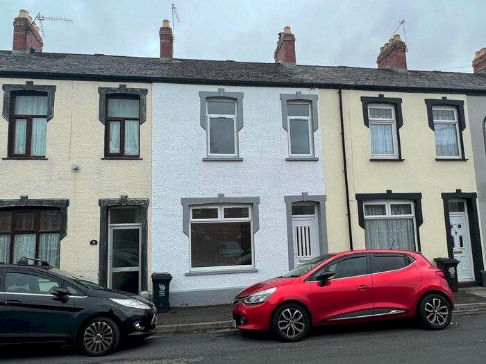 3 Bedroom Terraced House To Rent In Oakley Street, Newport, Gwent, NP19