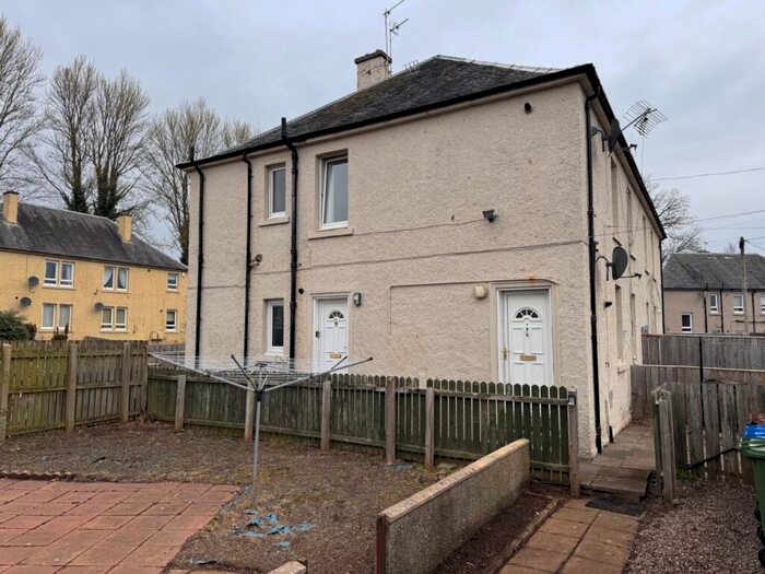 2 Bedroom Flat To Rent In Beechwood, Alloa, Sauchie, FK10