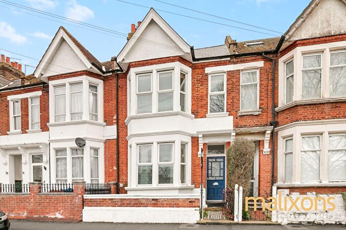 4 Bedroom Terraced House For Sale In Gorringe Park Avenue, Mitcham, CR4