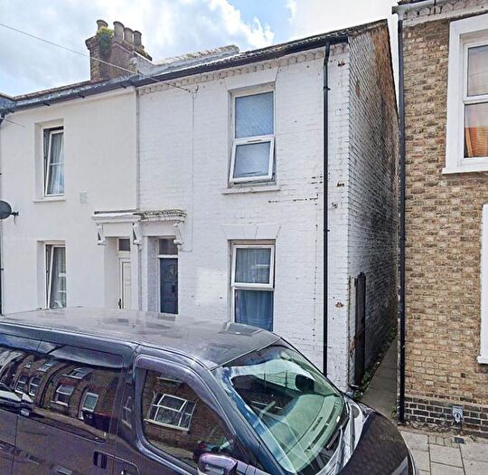 3 Bedroom Terraced House To Rent In Maitland Street, Bedford, MK40