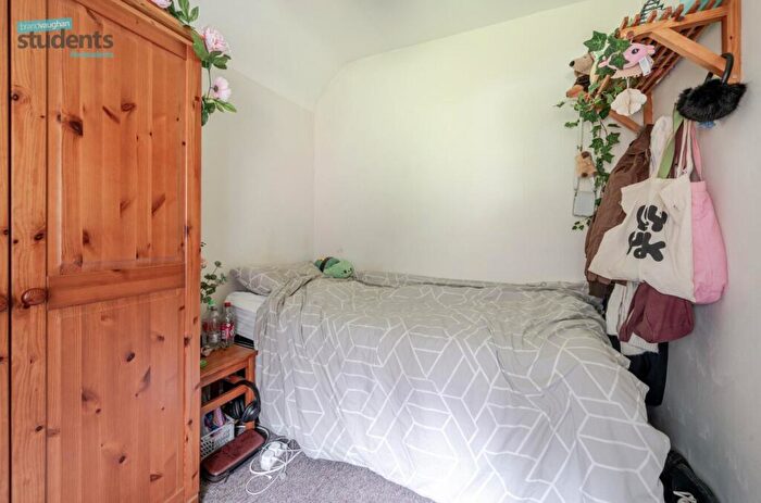 5 Bedroom Semi-Detached House To Rent In Manton Road, Brighton, East Sussex, BN2