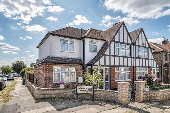 4 Bedroom Semi-Detached House For Sale In Arnside Gardens, Wembley, HA9