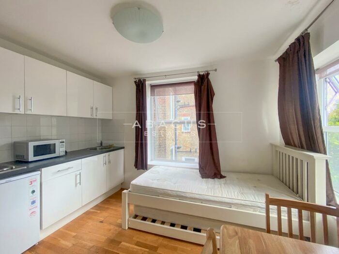 Studio To Rent In Hillfield Road, West Hampstead, NW6