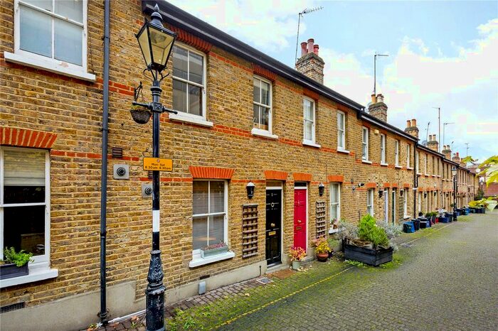 2 Bedroom Terraced House To Rent In St. James's Cottages, Richmond, Surrey, TW9