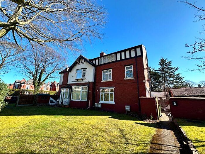 1 Bedroom Flat To Rent In Balfour Road, Southport, PR8