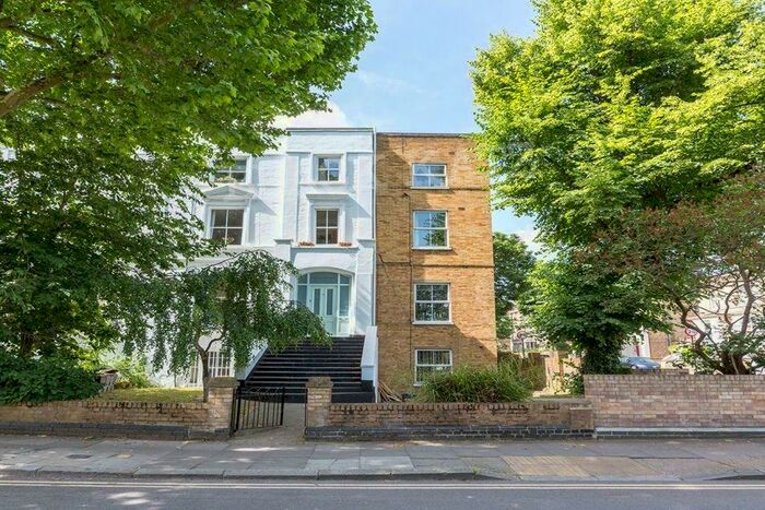 4 Bedroom Flat To Rent In Hillmarton Road, N7