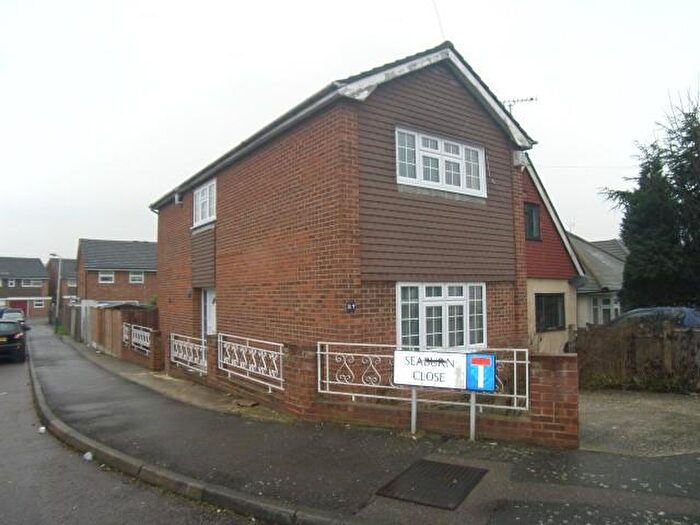 3 Bedroom Detached House To Rent In Betterton Road, Rainham, RM13