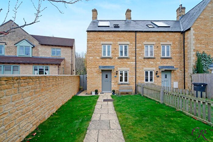 3 Bedroom End Of Terrace House For Sale In Station Road, Andoversford, GL54
