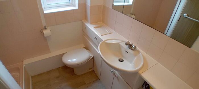 1 Bedroom Flat To Rent In Kenwyn Road, Dartford, DA1